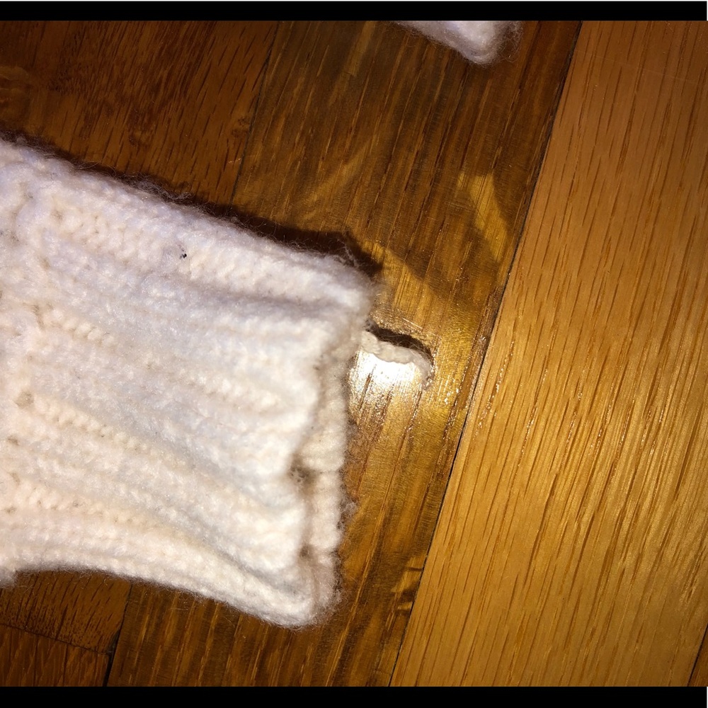 Aerie White Sweater - Picture 5 of 5